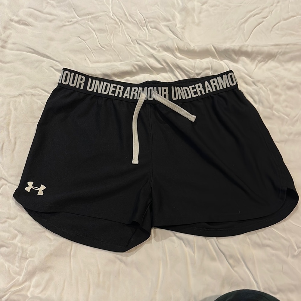 Under Armour black youth shorts